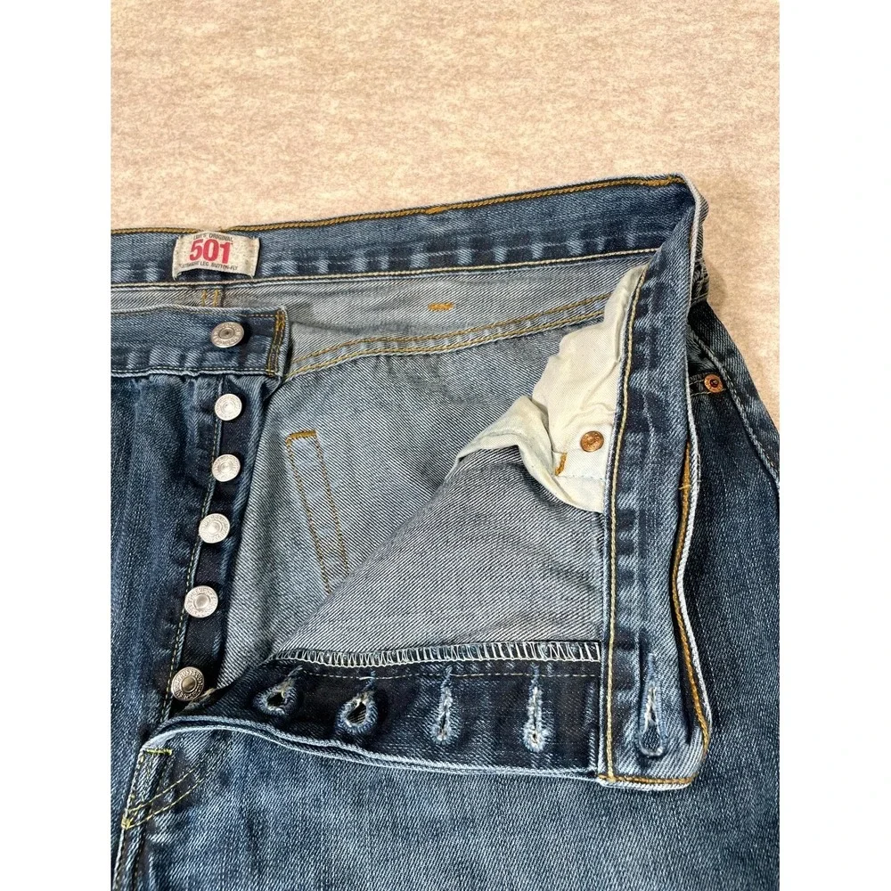 Levis 501 Straight Leg Jeans Mens‎ 40x34 Blue Whiskering Denim Button Fly Cotton
